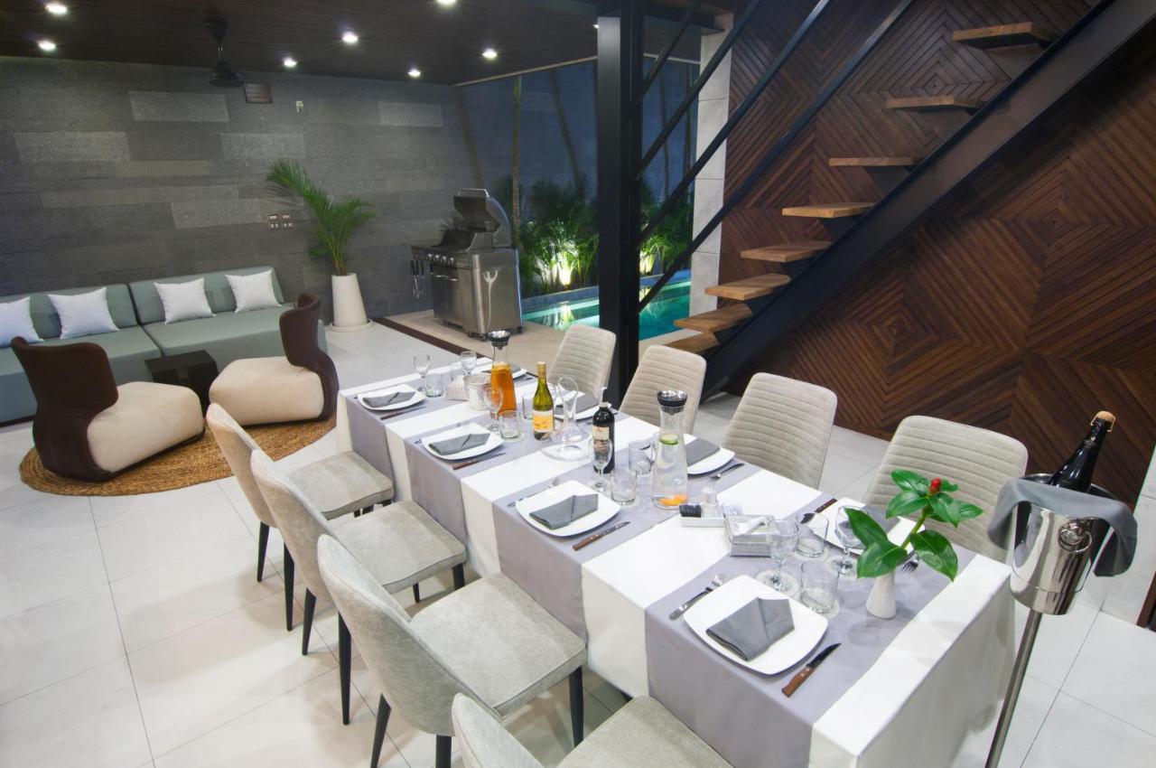 4Br Villa Kamis - Minggu Villas Seminyak Luaran gambar